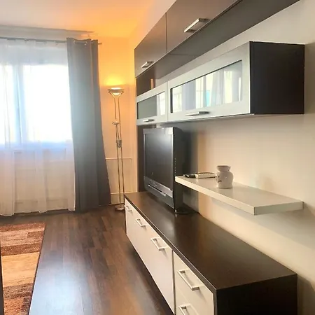 Διαμέρισμα Nice, New Apt With All You Need. Great Location. Μπρατισλάβα