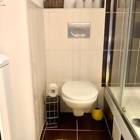 Nice, New Apt With All You Need. Great Location. Διαμέρισμα Μπρατισλάβα